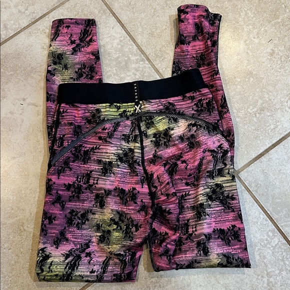 Savage X Fenty Flow High Waist Mesh Trimmed Leggings S Athletic - Picture 7 of 7